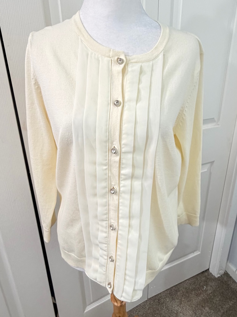 Charter Club Cream Ivory Rhinestone Button Ruffle Pleated Cardigan Sweater M